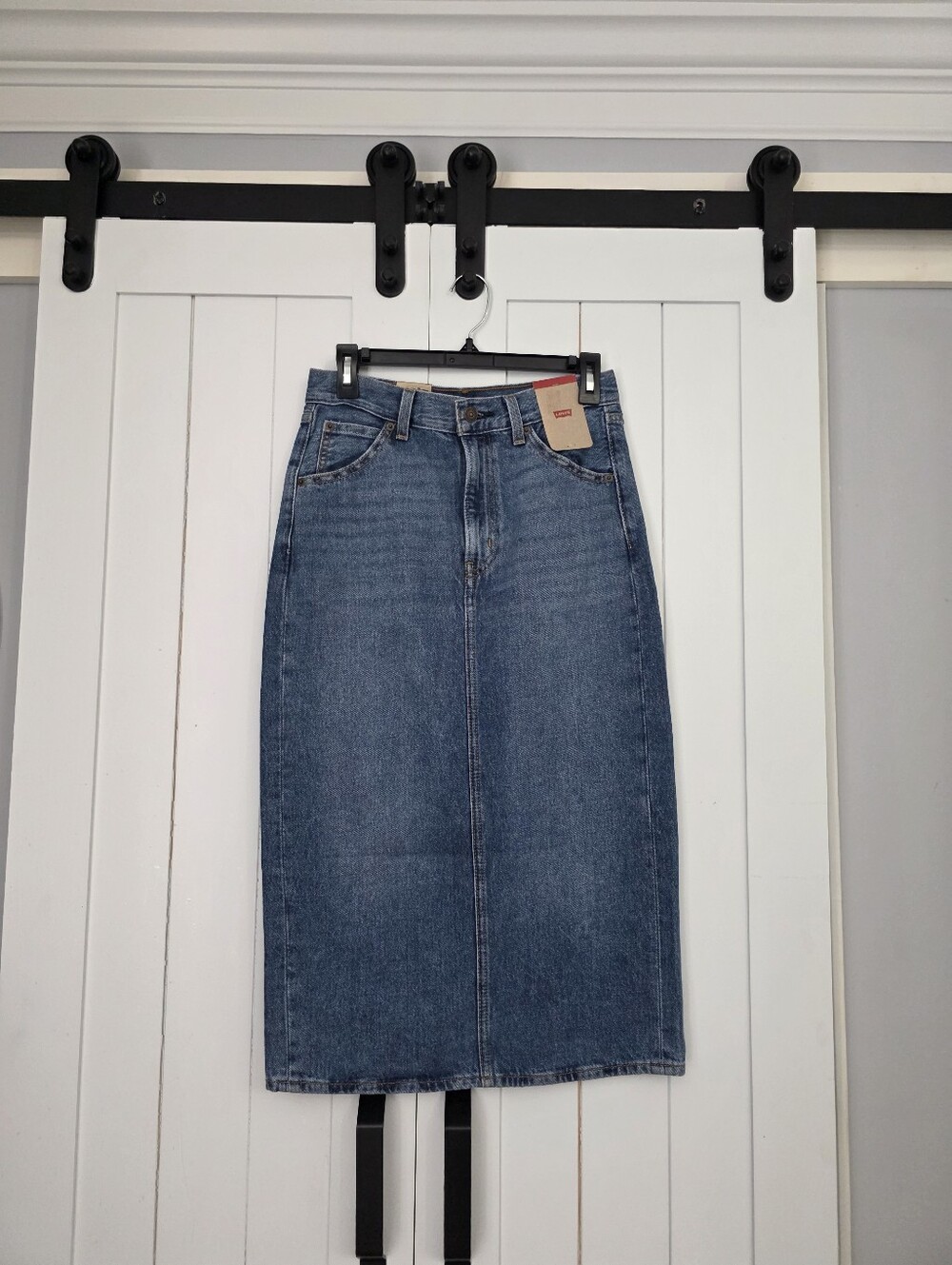 Levi's Women's High-Rise Slit Skirt. NEW!